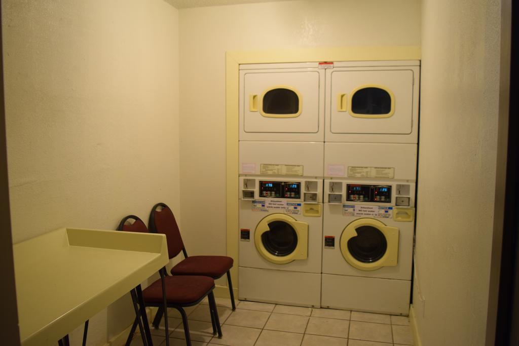 Little Suites Provo Extended Stay Екстериор снимка