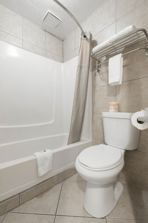 Little Suites Provo Extended Stay Екстериор снимка