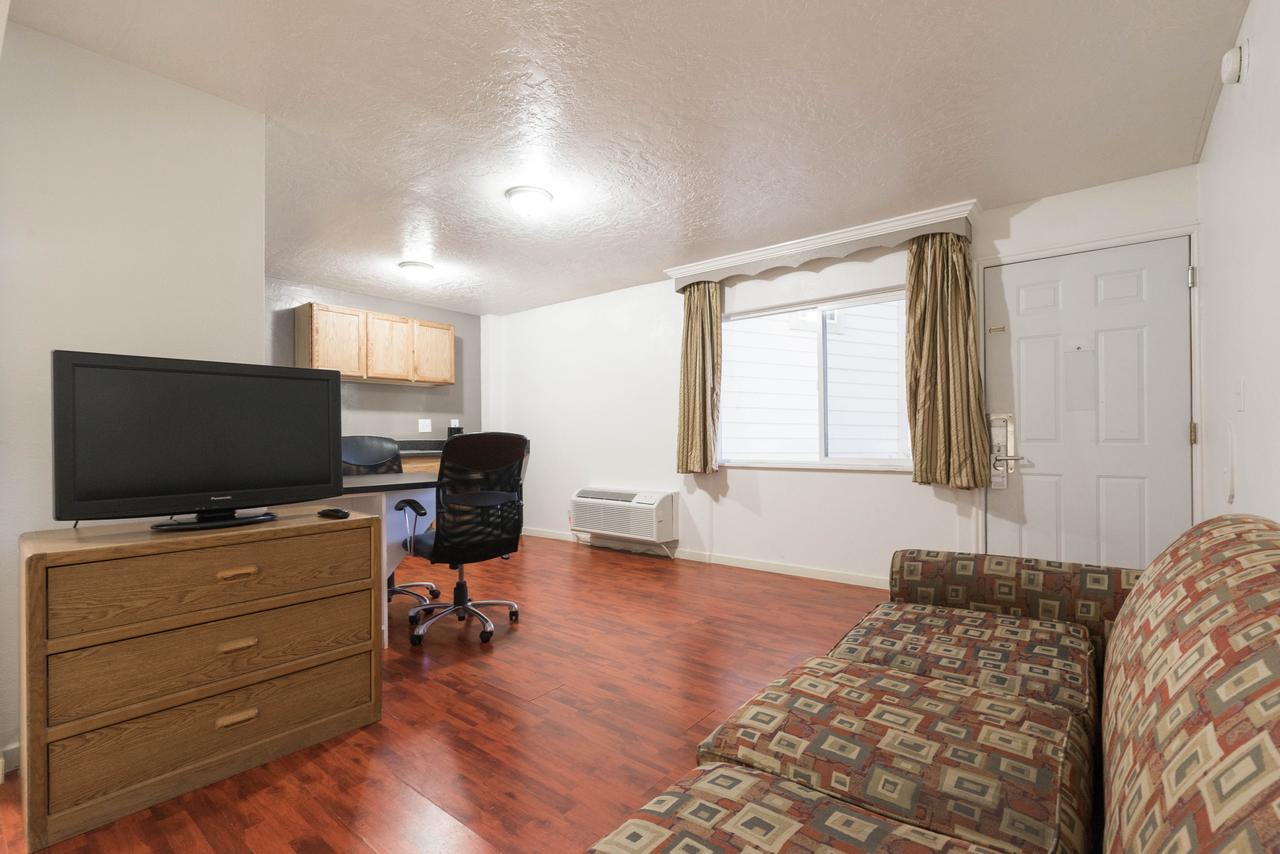 Little Suites Provo Extended Stay Екстериор снимка