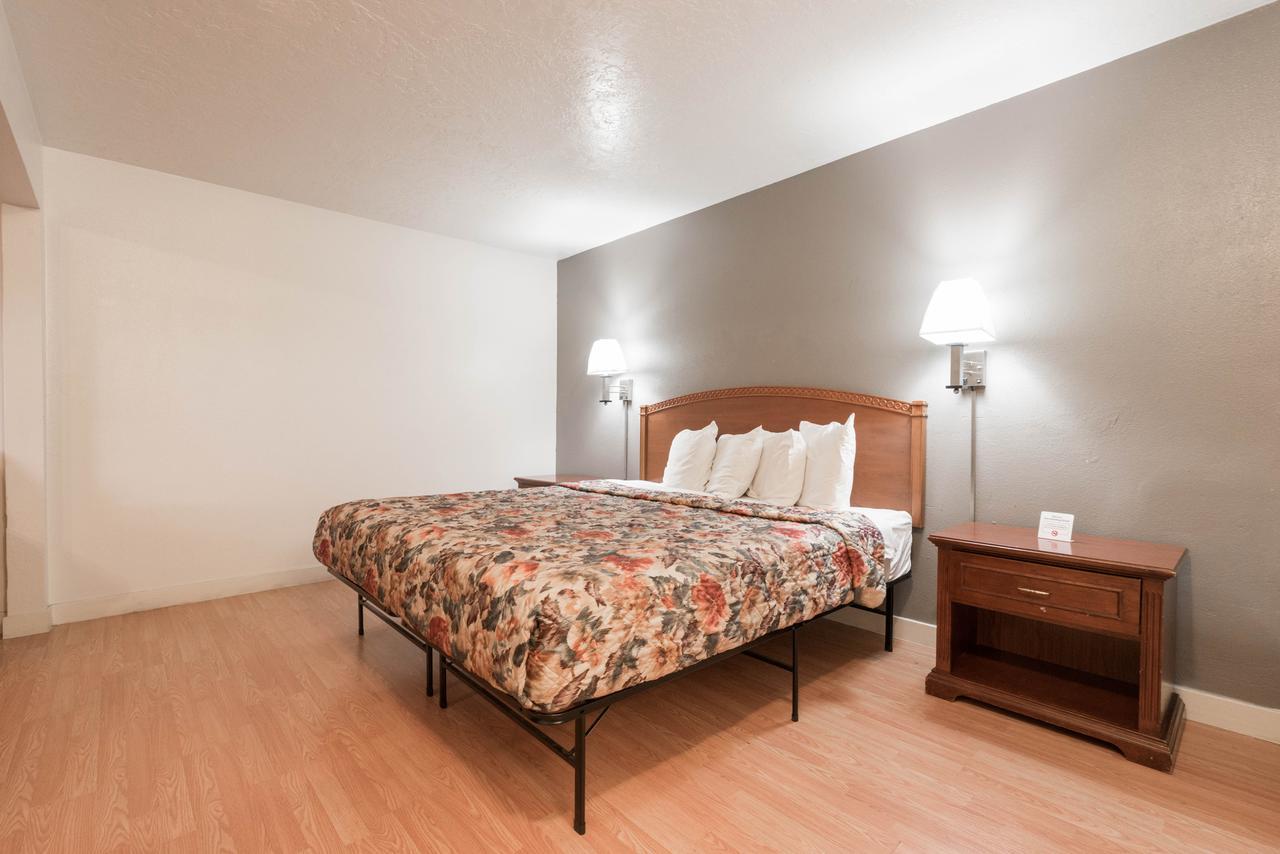 Little Suites Provo Extended Stay Екстериор снимка
