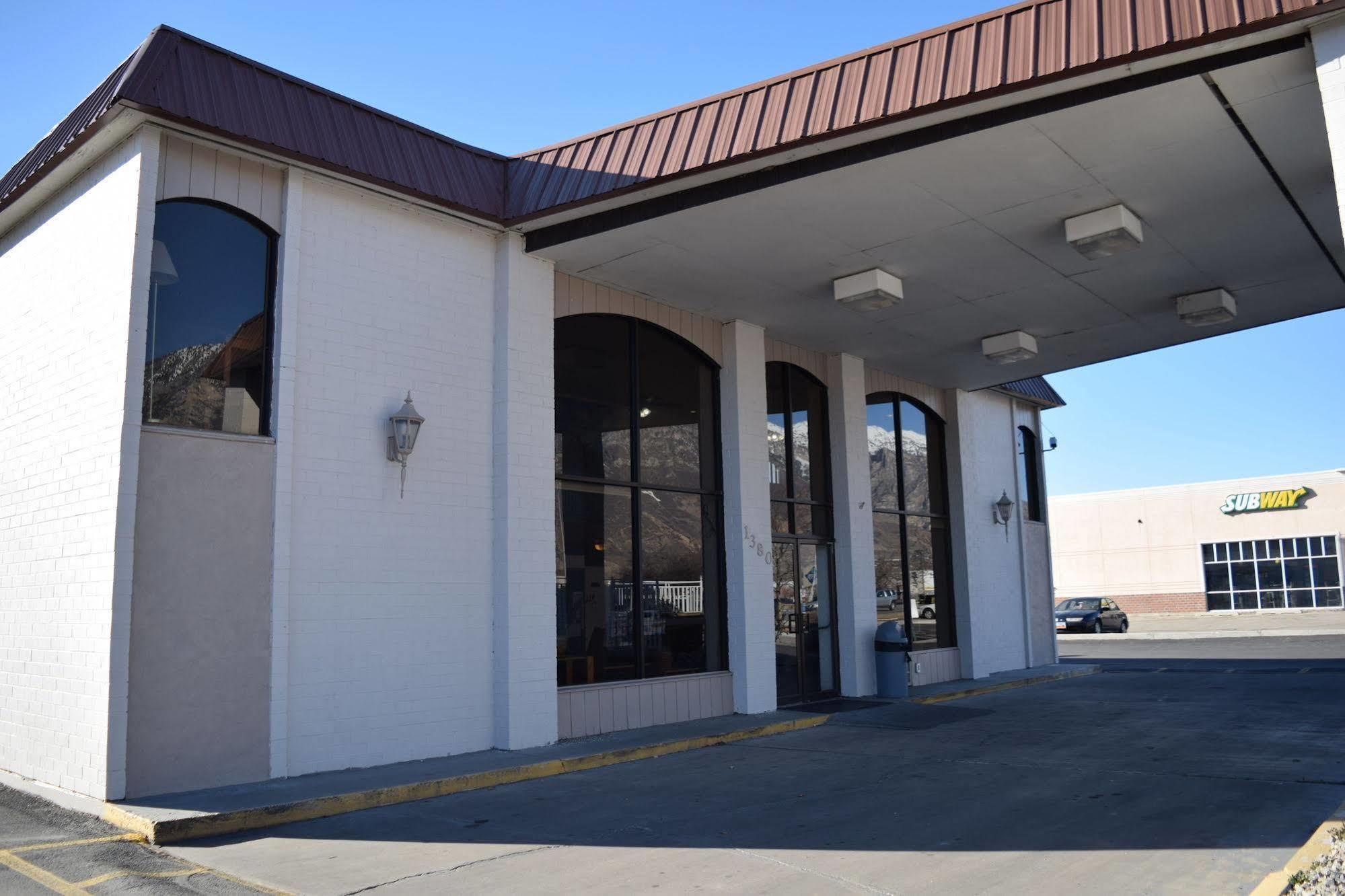 Little Suites Provo Extended Stay Екстериор снимка